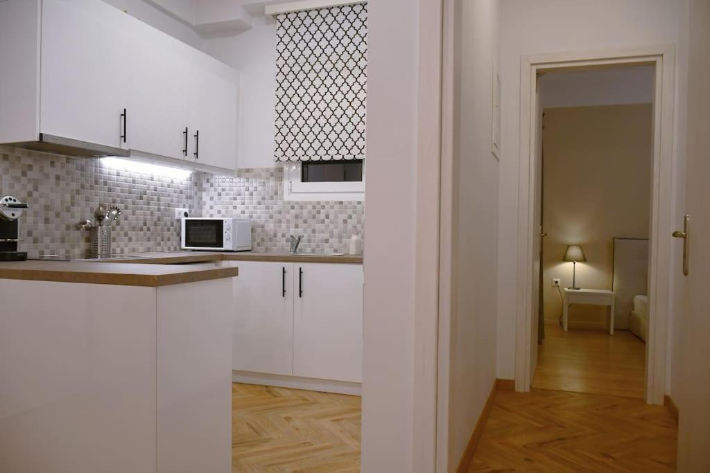 Flat Near Acropolis Hill Apartment Athens Luaran gambar